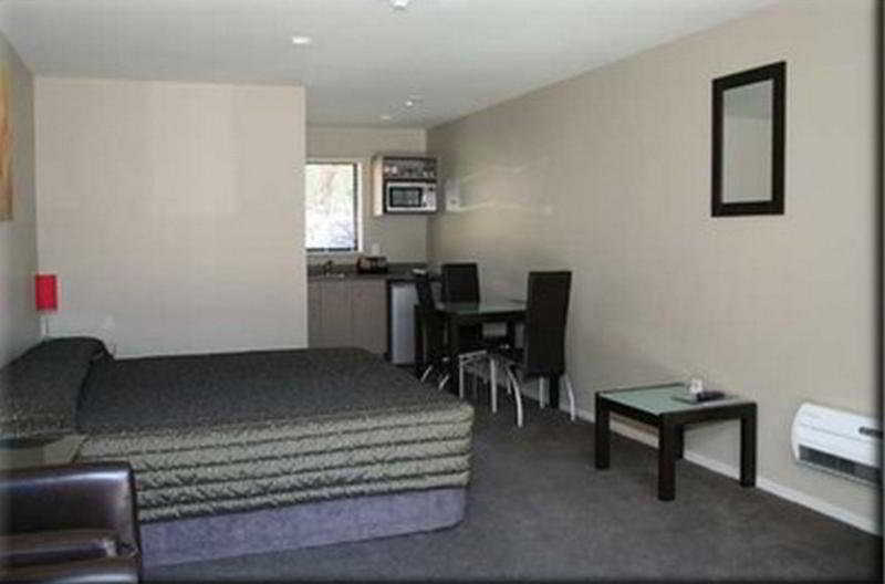 58 On Cron Motel Franz Josef